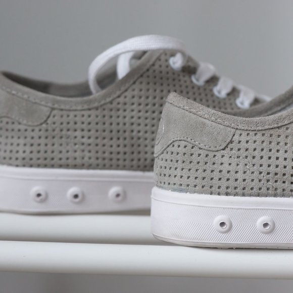 Rag & Bone New York Standard Issue Perforated Leather Sneakers - Picture 4 of 9